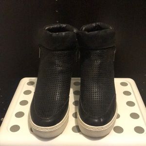 Steve Madden Wedge Sneakers 6.5
